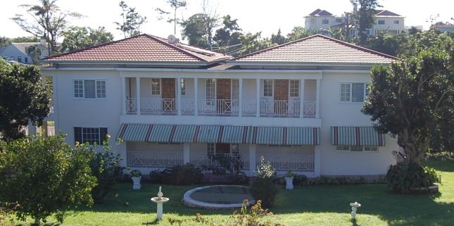Jamaican House 7